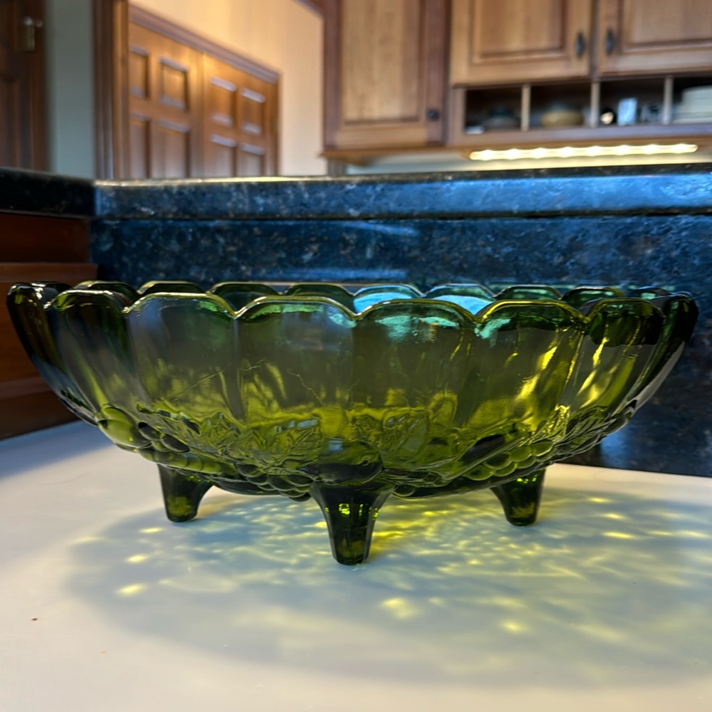 Indiana Glass green footed serving display bowl embossed fruit - Picture 2 of 6